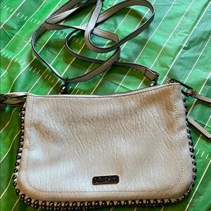Jessica Simpson Elegant Gray Crossbody Bag